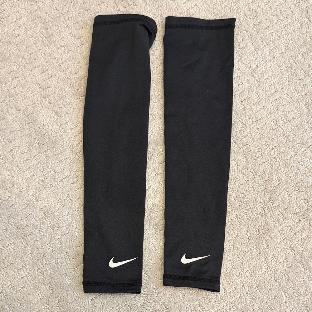 Nike women’s running arm warmers